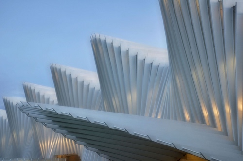 Immagine con bianco, architettura, cielo, stazione, tetto, expo, geometrie, padiglione, geometria