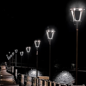lampioni, ringhiera, notte, nero, luci, notturno, luce, buio, riflessi, strada, acqua, lampione, illuminazione, lungomare