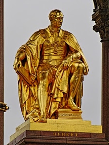 statua, oro, monumento, libro, mantello, uomo, scultura, scritta, piedistallo, colonna, gambe, capitello