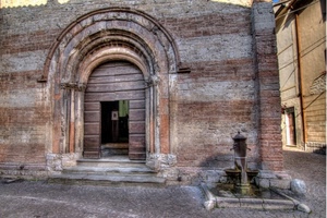 portone, arco, fontana, porta, scalini, fontanella, strada, archi, mattoni, chiesa, portale
