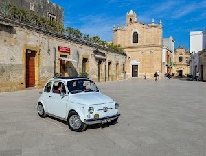 cinquecento, piazza, chiesa, ruote, porte, campanile, automobile, piante, chiese, auto, bianco, macchina, fari, persone, case, cielo, finestre, fanali, azzurra, negozi