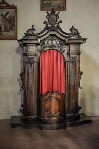 confessionale, tenda, legno, chiesa, quadri, rosso, stemma, cornici, pavimento, marrone, rossa, religione, sportello, sacramento