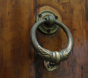 batacchio, legno, porta, ottone, anello, battiporta, marrone, cerchio, viti