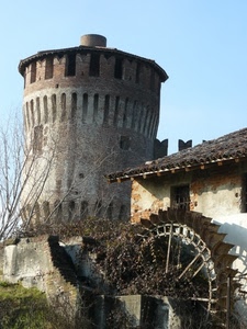 mulino, torre, ruota, pale, finestre, casa, merli, castello, tetto, cielo