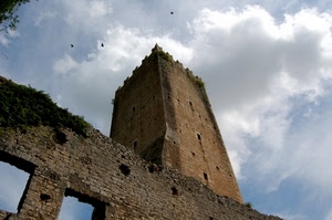 torre, nuvole, uccelli, merli, cielo, ruderi, mura, rudere