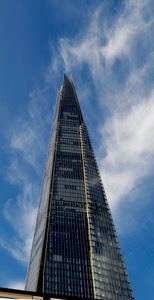 grattacielo, nuvole, cielo, finestre, azzurro, vetro, vetrate, palazzo, prospettiva