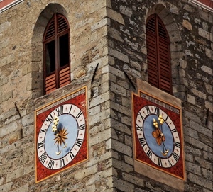 finestre, orologi, lancette, numeri, due, angolo, persiane, campanile, pietre, rosso, torre, cerchio, palazzo, mattoni, romani, pietra, azzurro