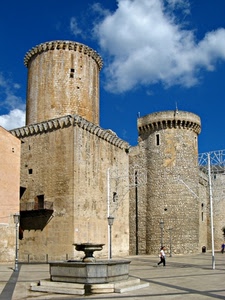fontana, castello, torri, piazza, nuvole, cielo, fortezza, torre