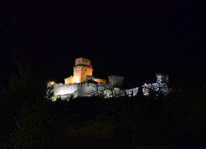 castello, torre, notte, nero, luci, alberi, notturno, mura, torri