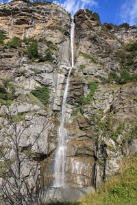 cascata, acqua, roccia, montagna, piante, rocce, albero, cielo