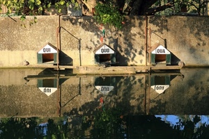 casette, acqua, riflesso, tre, fiume, bandiera, albero, canale, riflessi