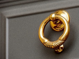 porta, oro, batacchio, ottone, battente, anello, metallo, cerchio, battiporta, riflesso, grigio