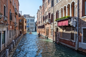 venezia, canale, palazzi, acqua, gondola, finestre, balconi, balcone