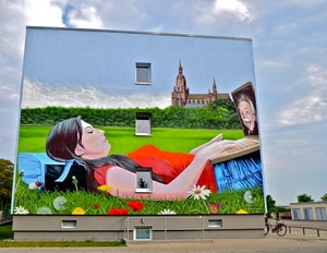 finestre, nuvole, cielo, bicicletta, murales, fiori, ragazza, prato, rosso, chiesa, palazzo, verde, computer, edificio, colori, dipinto