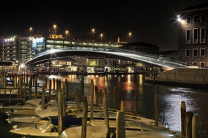 ponte, barche, luci, venezia, canale, pali, notte, riflessi