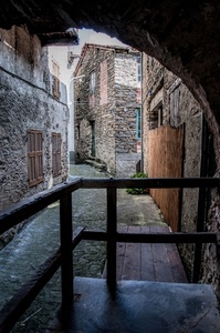 vicolo, arco, pietra, balcone, ringhiera, legno, finestre, sassi, paese, case