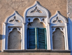 finestra, persiane, tre, verde, trifora, archi, finestre, muro, cornici