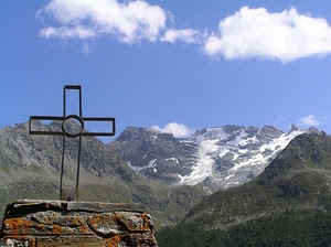 croce, nuvole, neve, montagna, montagne, cielo, ferro, rocce, bianco, pietre