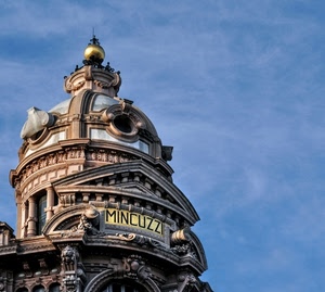 cupola, cielo, nuvole, insegna, oro, sfera, scritta, liberty, azzurro, colonne