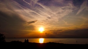 tramonto, sole, nuvole, cielo, persone, riflesso, acqua, mare, scie, controluce, alba, riflessi, silhouette