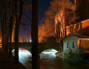 ponte, fiume, alberi, casa, archi, notte, luce, acqua, notturno