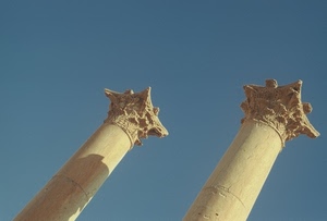 colonne, cielo, due, capitelli, azzurro, ombra, marmo, bianco