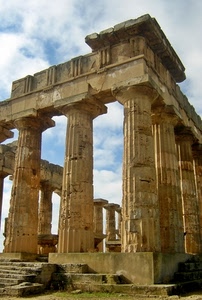 colonne, tempio, rovine, ruderi, cielo, scalini, gradini, nuvole, rudere, archeologia, sicilia