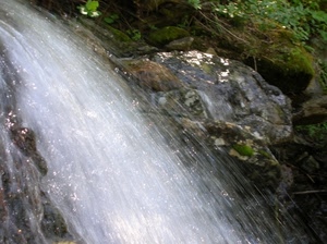acqua, cascata, verde, natura, rocce, pietra, roccia