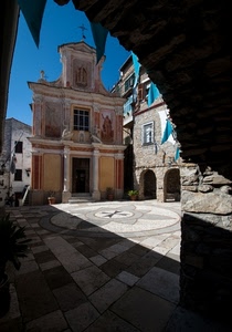 chiesa, piazza, croce, archi, colonne, facciata, ombra