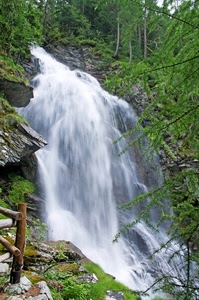 acqua, cascata, verde, alberi, rocce, staccionata, rami, montagna, torrente, legno, bosco