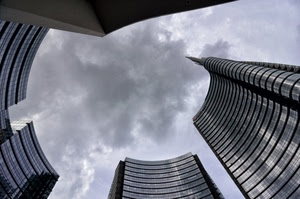 nuvole, cielo, milano, grattacielo, grattacieli, finestre, prospettiva, palazzi, vetri, vetro, bianconero