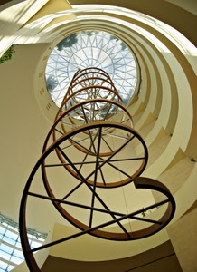 spirale, scala, metallo, geometrie, cupola, chiocciola, curve, giallo, vetro, prospettiva, vetrata, luce, ferro