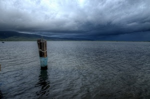 nuvole, mare, acqua, pali, palo, cielo, lago, maltempo, riflesso