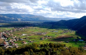 nuvole, cielo, case, verde, panorama, alberi, montagne, strade, colline, campi, paesaggio, montagna, bosco