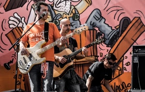 musica, tre, chitarra, chitarre, musicisti, microfono, concerto, murales, strumenti