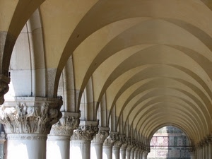 archi, colonne, capitelli, portico, portici, bianco, porticato, volta
