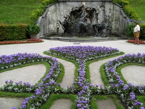 fiori, fontana, aiuole, viola, giardino, cavalli, uomo, verde, acqua, erba, statue, siepe, prato, aiuola