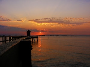 mare, tramonto, faro, sole, nuvole, pontile, controluce, arancione