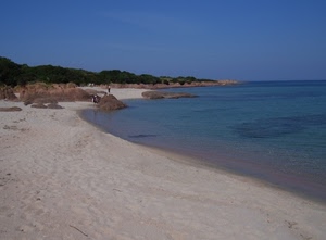 mare, spiaggia, sabbia, acqua, cielo, alberi, rocce, azzurro, scogli, verde, costa, persone