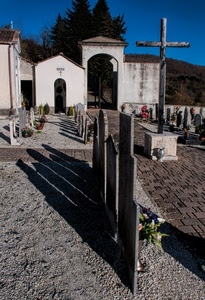 cimitero, croce, fiori, tombe, lapidi, ombre, cappelle, ombra, archi