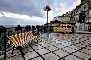 lampione, panchina, pioggia, panchine, nuvole, statua, bagnato, monumento, piazza