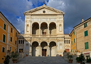 chiesa, archi, colonne, scale, croce, scalinata, scala, porta, gradini, cielo
