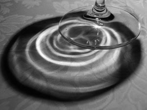 bicchiere, ombra, vetro, cerchi, riflessi, tovaglia, calice, bianconero, tavolo, riflesso